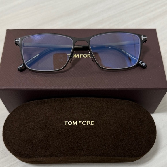 Tom Ford Black Frames with Blue light Lenses tf5935-B - Picture 1 of 5